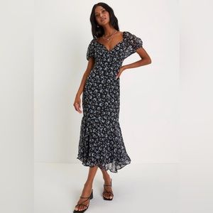 Lulu’s Dress: Gorgeous Inspiration Black Floral Puff Sleeve Midi Dress